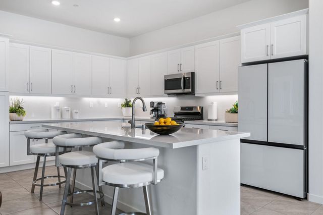 3455 Via Leonardo, Palm Desert, CA 92260