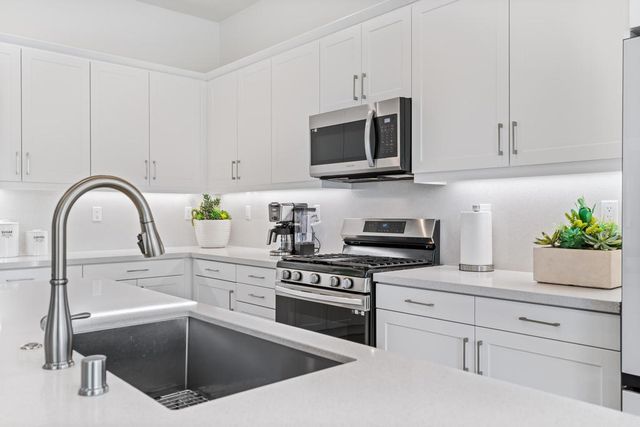 3455 Via Leonardo, Palm Desert, CA 92260