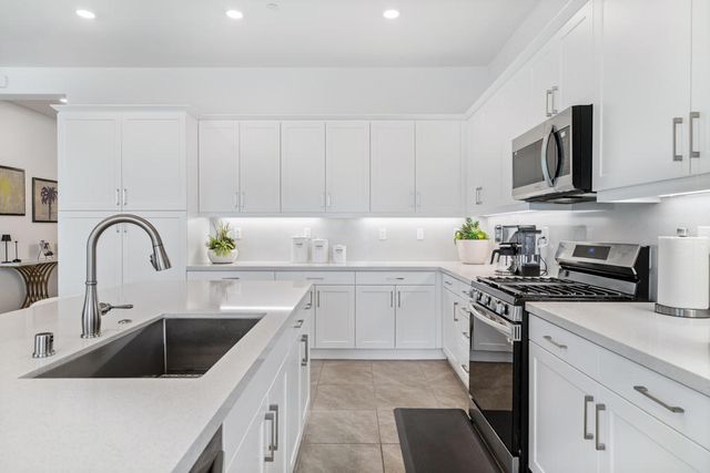 3455 Via Leonardo, Palm Desert, CA 92260