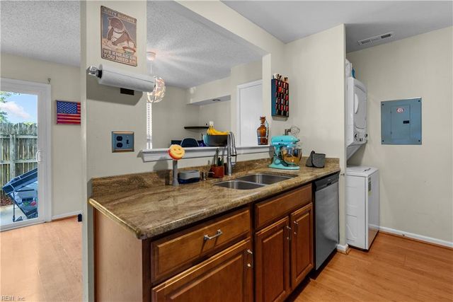 4937 Shallowford Circle CIR, Virginia Beach, VA 23462