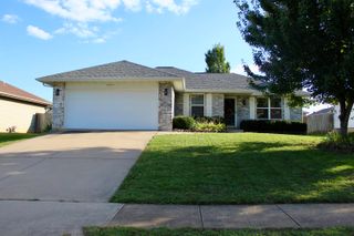 3840 West Overland Street, Springfield, MO 65807