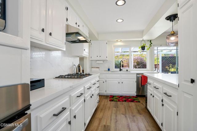 989 Calle Pinata, Thousand Oaks, CA 91360