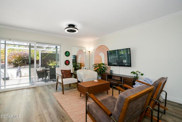 989 Calle Pinata, Thousand Oaks, CA 91360