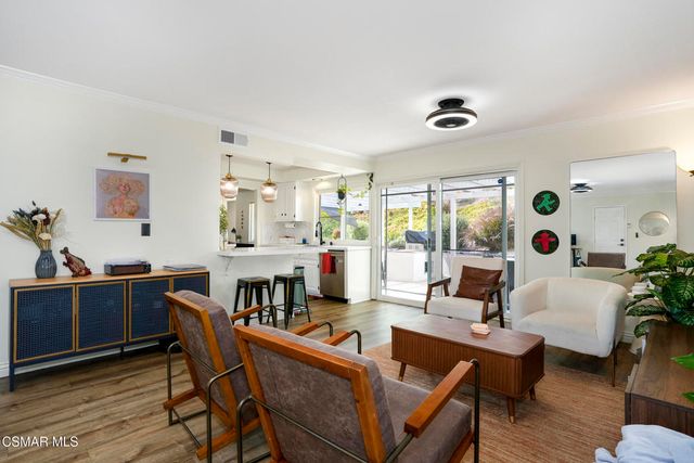 989 Calle Pinata, Thousand Oaks, CA 91360
