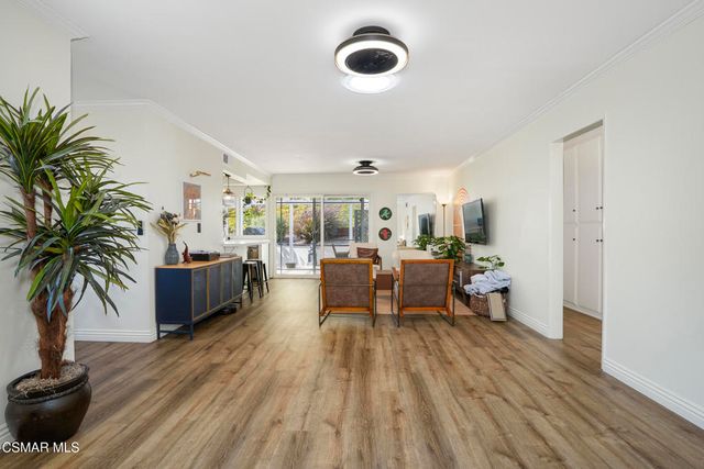 989 Calle Pinata, Thousand Oaks, CA 91360