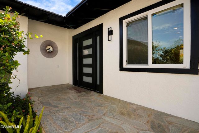 989 Calle Pinata, Thousand Oaks, CA 91360