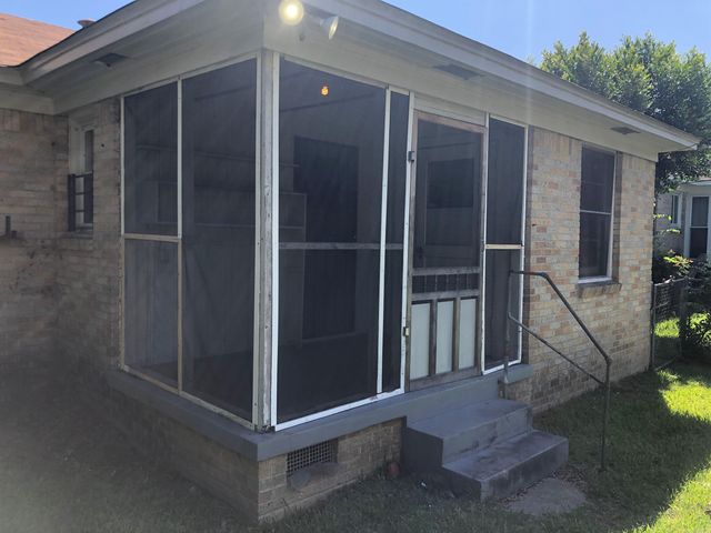 1914 S Van Buren Street, Little Rock, AR 72204
