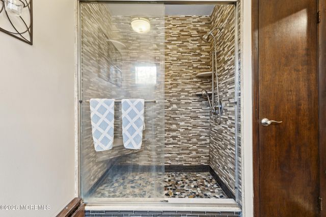 164 W 3rd Street, Howell, NJ 07731