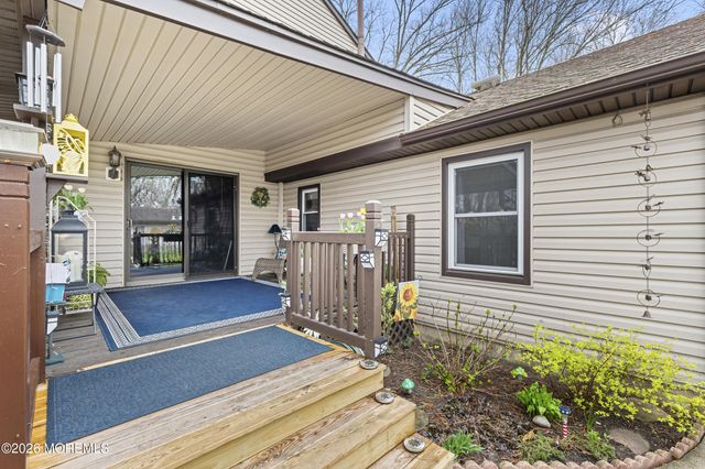 164 W 3rd Street, Howell, NJ 07731
