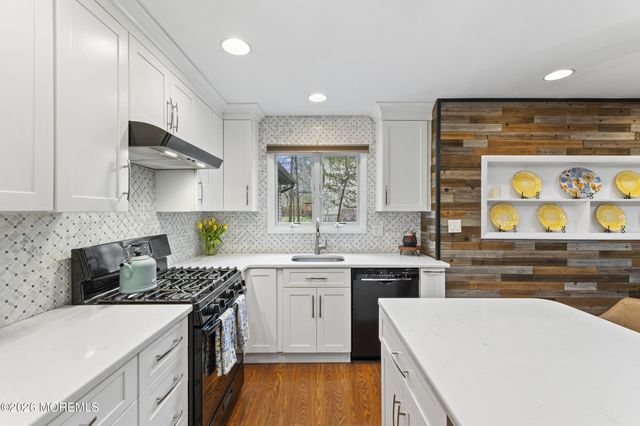 164 W 3rd Street, Howell, NJ 07731