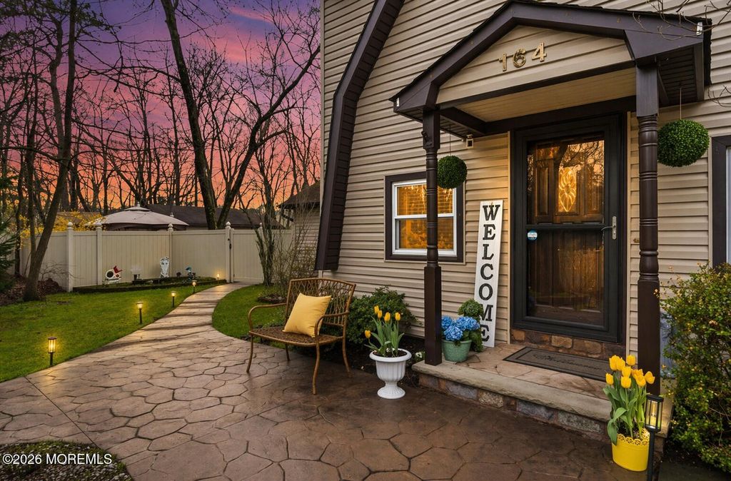 164 W 3rd Street, Howell, NJ 07731