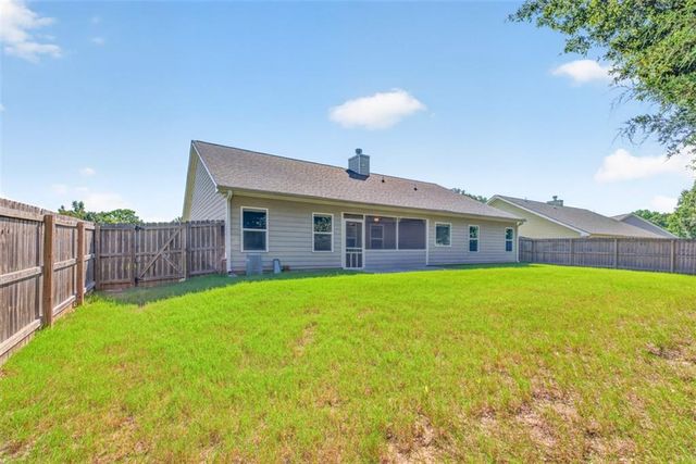 1239 Oak Springs Way, Statham, GA 30666