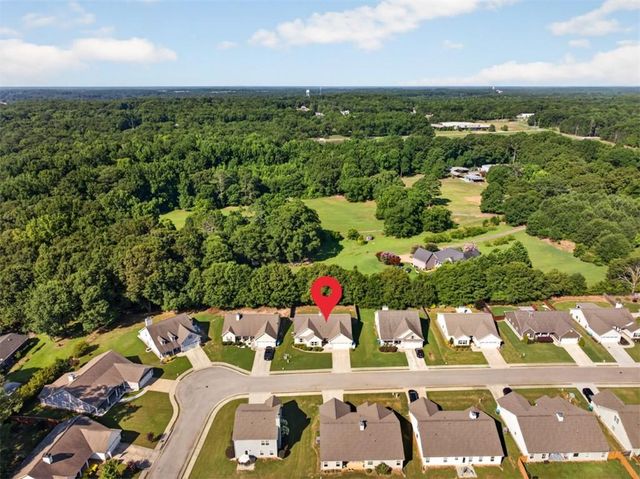 1239 Oak Springs Way, Statham, GA 30666