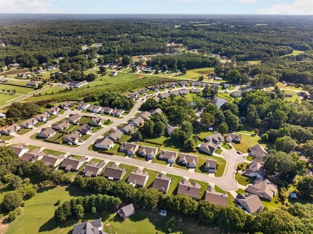 1239 Oak Springs Way, Statham, GA 30666