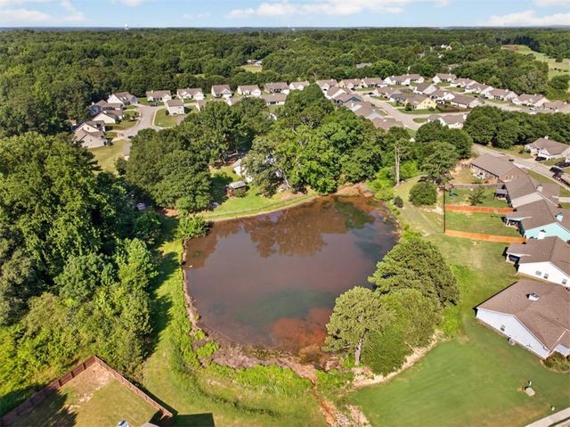 1239 Oak Springs Way, Statham, GA 30666