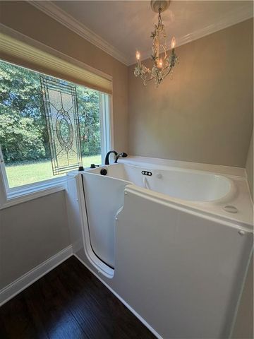 1239 Oak Springs Way, Statham, GA 30666