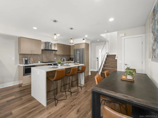 3030 Jarvis St 2, San Diego, CA 92106