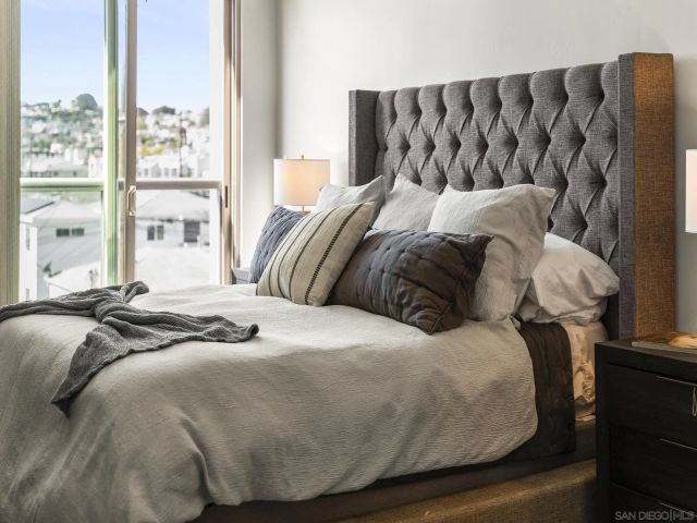 3030 Jarvis St 2, San Diego, CA 92106