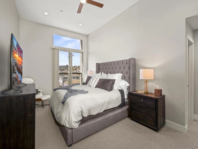 3030 Jarvis St 2, San Diego, CA 92106