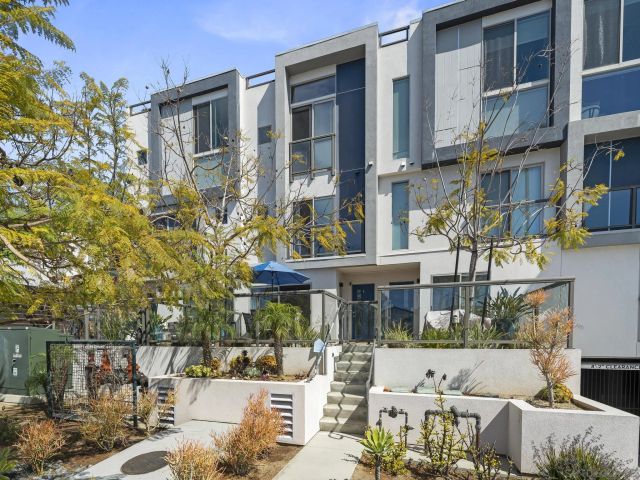 3030 Jarvis St 2, San Diego, CA 92106