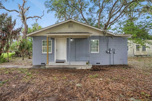 335 E WALTS AVENUE, Deland, FL 32724