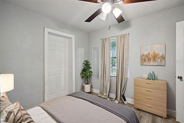 335 E WALTS AVENUE, Deland, FL 32724