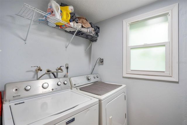 335 E WALTS AVENUE, Deland, FL 32724