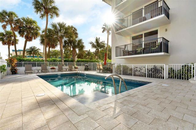 112 N Birch Road 202, Fort Lauderdale, FL 33304