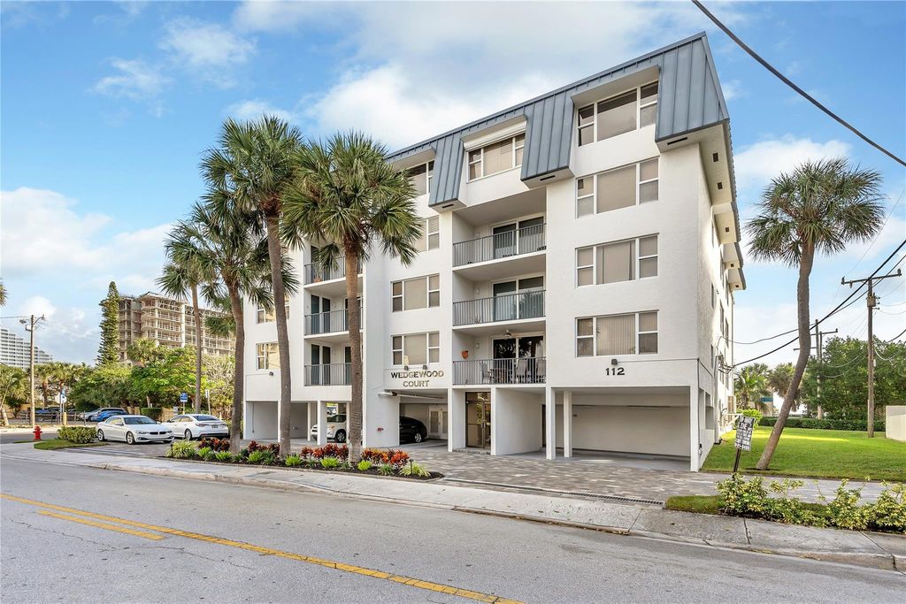 112 N Birch Road 202, Fort Lauderdale, FL 33304