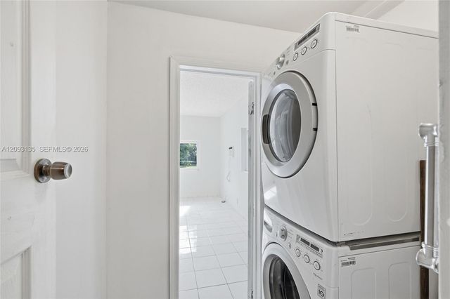 135 SW 27th Road, Miami, FL 33129