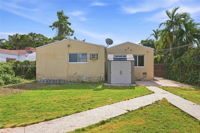 135 SW 27th Road, Miami, FL 33129