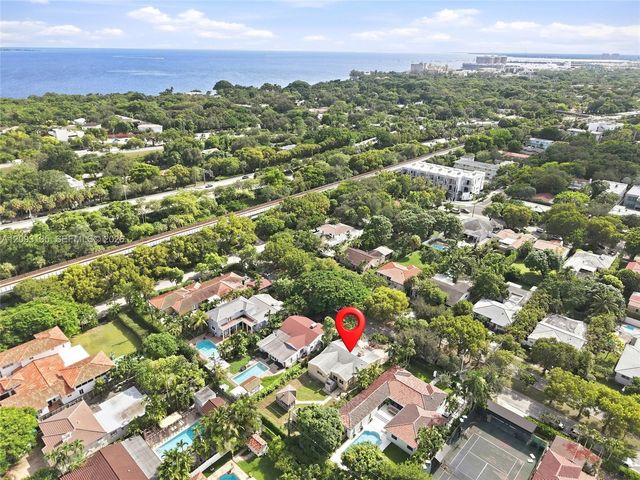 135 SW 27th Road, Miami, FL 33129