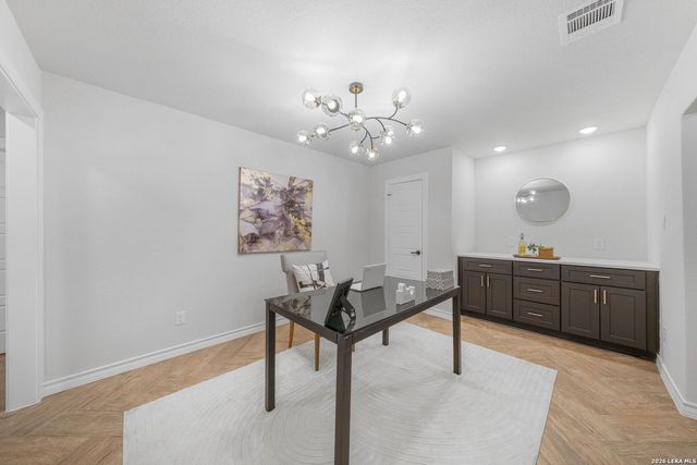 246 Sprucewood, San Antonio, TX 78216