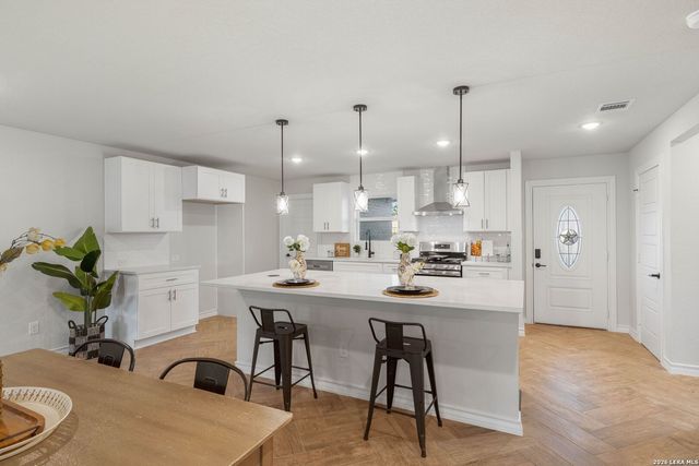 246 Sprucewood, San Antonio, TX 78216