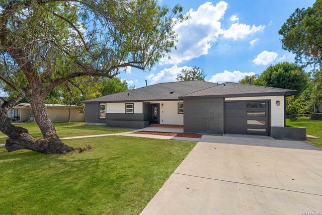 246 Sprucewood, San Antonio, TX 78216