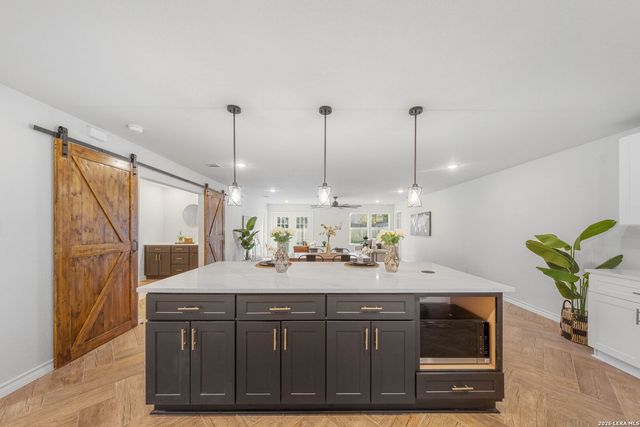 246 Sprucewood, San Antonio, TX 78216