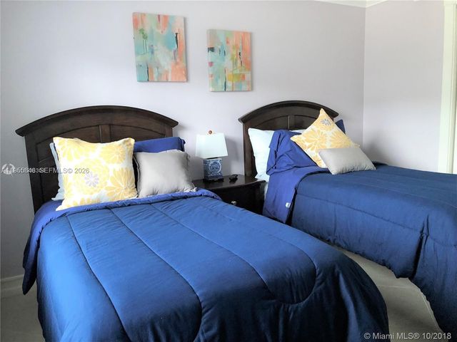 6471 Bay Club Dr 2, Fort Lauderdale, FL 33308