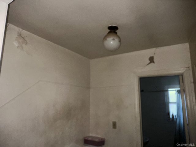 10-31 116th Street, College Point, NY 11356