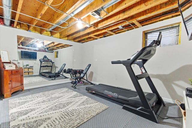 492 Patricia Court, Grayslake, IL 60030