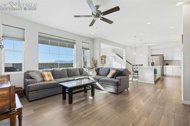 5823 Summer Dream Drive, Colorado Springs, CO 80923