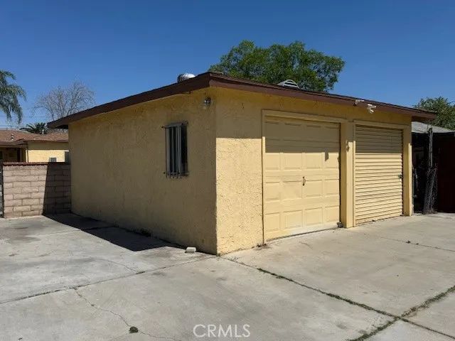 818 E C St, Colton, CA 92324