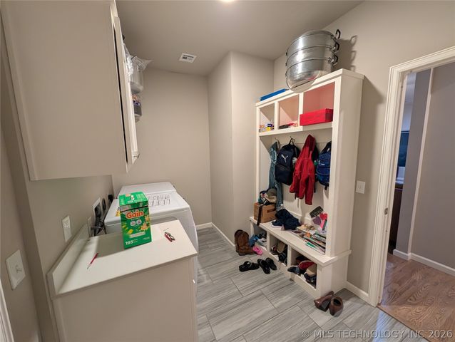 744 E 139th Place, Glenpool, OK 74033