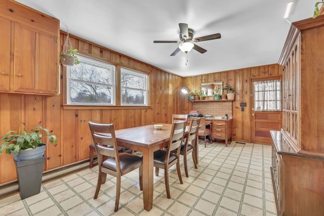 1105 Palmyra Rd, Clarksville, TN 37040