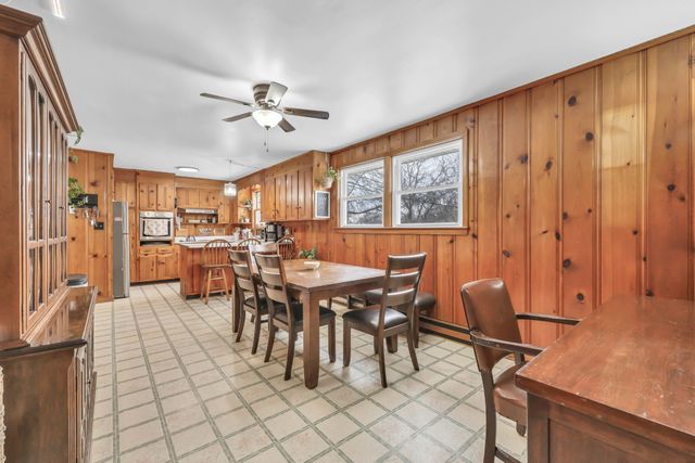 1105 Palmyra Rd, Clarksville, TN 37040