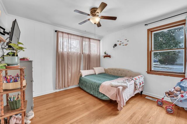 1105 Palmyra Rd, Clarksville, TN 37040