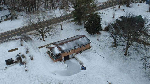 1105 Palmyra Rd, Clarksville, TN 37040