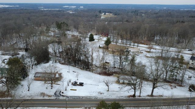 1105 Palmyra Rd, Clarksville, TN 37040