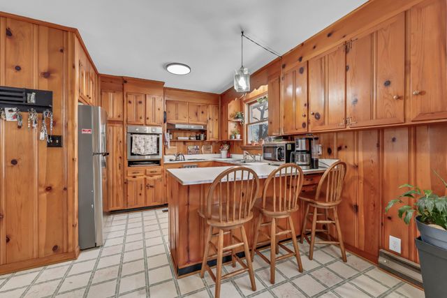 1105 Palmyra Rd, Clarksville, TN 37040