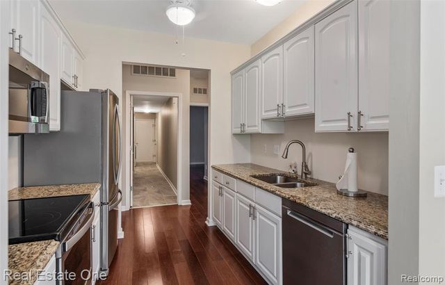 4101 Cornerstone Drive, Canton Charter Township, MI 48188