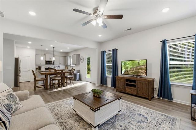 383 Morgan Road, Carrollton, GA 30116